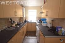 Main Photo of a 6 bedroom  Terraced House to rent