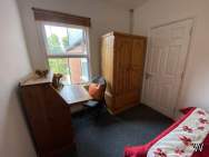 Main Photo of a 6 bedroom  Terraced House to rent