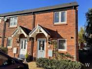 Main Photo of a 2 bedroom  Terraced House to rent