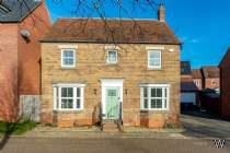 Main Photo of a 4 bedroom  Detached House for sale