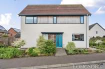 Main Photo of a 4 bedroom  Detached House for sale