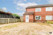 Main Photo of a 2 bedroom  Semi Detached House for sale