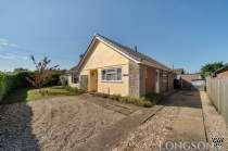 Main Photo of a 3 bedroom  Detached Bungalow for sale