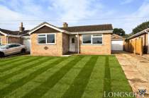 Main Photo of a 2 bedroom  Detached Bungalow for sale