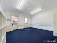 Main Photo of a Office to rent