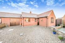 Main Photo of a 3 bedroom  Bungalow for sale