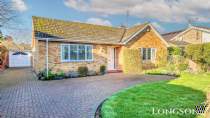 Main Photo of a 3 bedroom  Detached Bungalow for sale