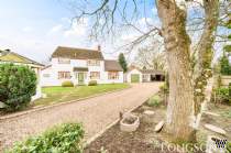 Main Photo of a 3 bedroom  Detached House for sale