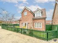 Main Photo of a 2 bedroom  Detached House for sale