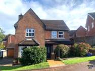 Main Photo of a 4 bedroom  Detached House for sale