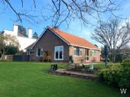 Main Photo of a 3 bedroom  Detached Bungalow for sale