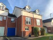 Main Photo of a 5 bedroom  Town House for sale