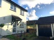 Main Photo of a 3 bedroom  Semi Detached House for sale