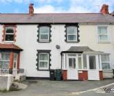 Main Photo of a 3 bedroom  Terraced House to rent