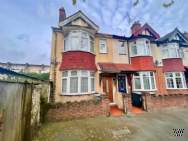 Main Photo of a 2 bedroom  Semi Detached House for sale