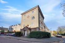 Main Photo of a 2 bedroom  Flat for sale