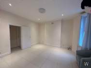 Main Photo of a 1 bedroom  Flat to rent