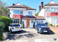 Main Photo of a 5 bedroom  Detached House for sale