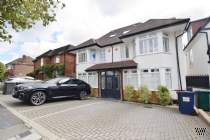 Main Photo of a 4 bedroom  Semi Detached House to rent