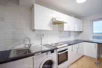 Main Photo of a 2 bedroom  Flat to rent