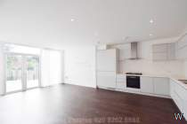 Main Photo of a 4 bedroom  Semi Detached House to rent