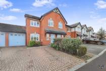 Main Photo of a 3 bedroom  End of Terrace House for sale