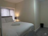 Main Photo of a 2 bedroom  Flat to rent