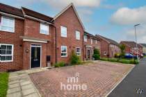 Main Photo of a 4 bedroom  Terraced House for sale