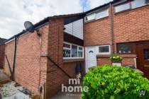 Main Photo of a 3 bedroom  Terraced House for sale