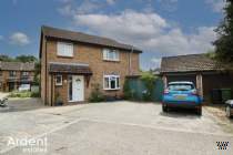 Main Photo of a 5 bedroom  Detached House for sale