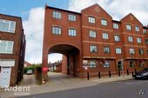 Main Photo of a 1 bedroom  Flat for sale