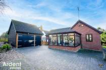 Main Photo of a 2 bedroom  Detached Bungalow for sale