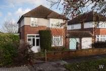 Main Photo of a 3 bedroom  Link Detached House to rent