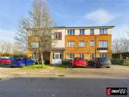 Main Photo of a 2 bedroom  Flat to rent