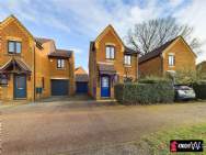 Main Photo of a 3 bedroom  Detached House to rent