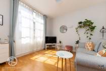 Main Photo of a 1 bedroom  Apartment for sale