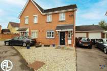 Main Photo of a 3 bedroom  Semi Detached House for sale