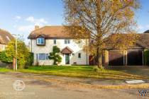 Main Photo of a 4 bedroom  Detached House for sale