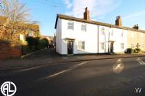 Main Photo of a 1 bedroom  End of Terrace House for sale