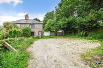 Main Photo of a 2 bedroom  Semi Detached House for sale