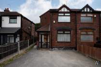 Main Photo of a 3 bedroom  Semi Detached House to rent