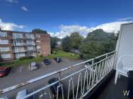 Main Photo of a 2 bedroom  Flat to rent