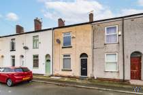 Main Photo of a 2 bedroom  Terraced House for sale