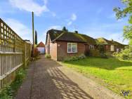 Main Photo of a 4 bedroom  Semi Detached House for sale