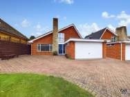 Main Photo of a 4 bedroom  Detached House for sale