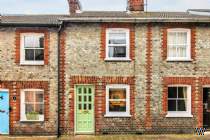 Main Photo of a 2 bedroom  Cottage for sale