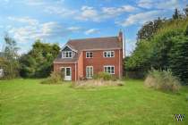 Main Photo of a 4 bedroom  Detached House for sale