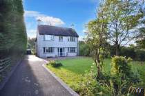 Main Photo of a 5 bedroom  Detached House for sale