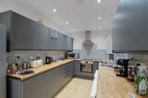 Main Photo of a 5 bedroom  Terraced House to rent