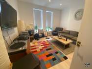 Main Photo of a 4 bedroom  Flat to rent